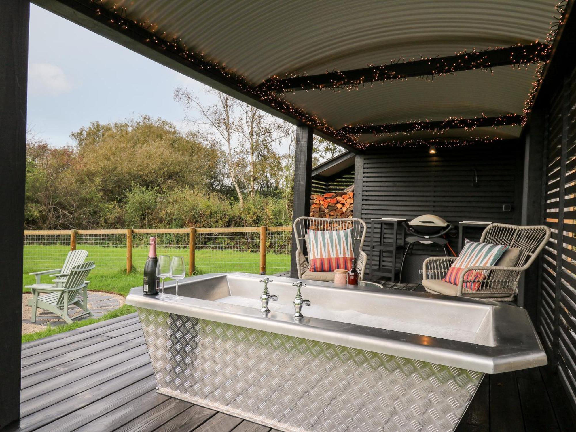 Holiday home Dragonfly Shepherd's Hut